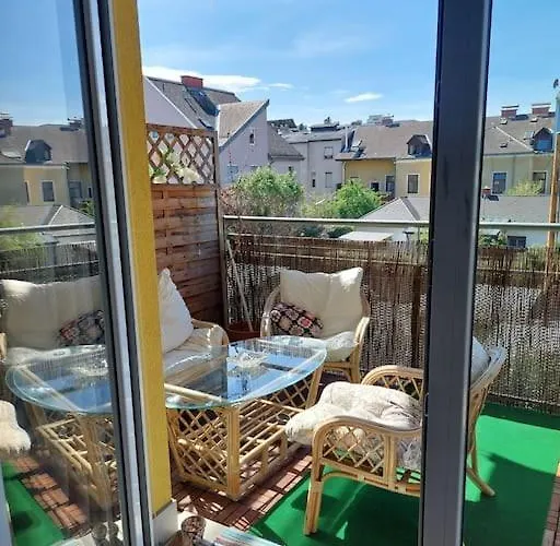 Appartement Schoene Helle Mit Whirlpoolbadewanne