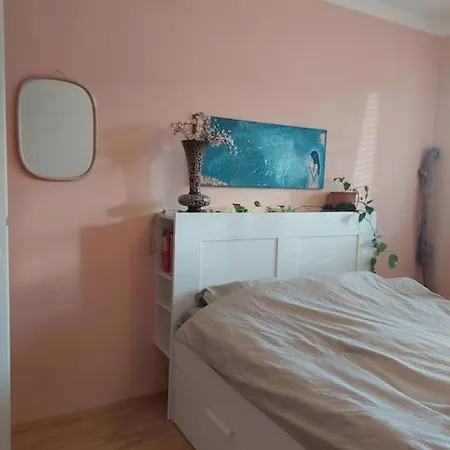 Schoene Helle Mit Whirlpoolbadewanne * Štýrský Hradec