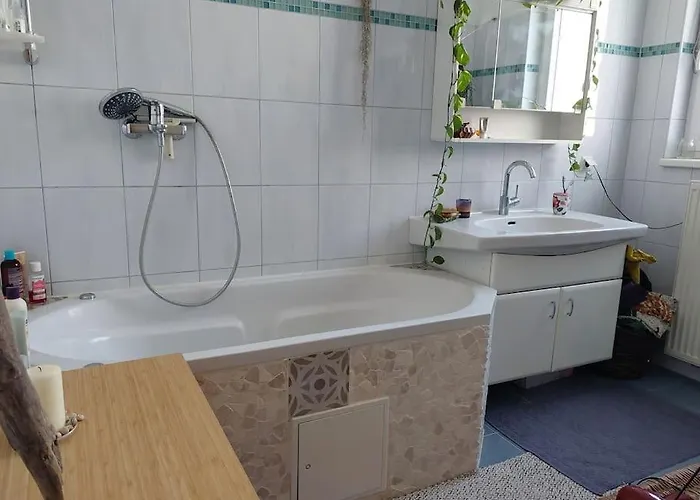 Schoene Helle Mit Whirlpoolbadewanne