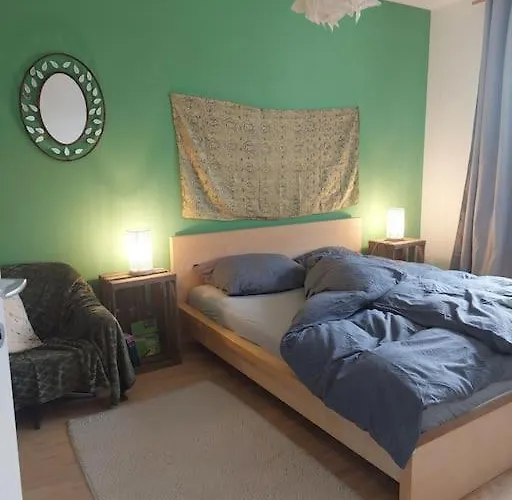 Schoene Helle Mit Whirlpoolbadewanne *